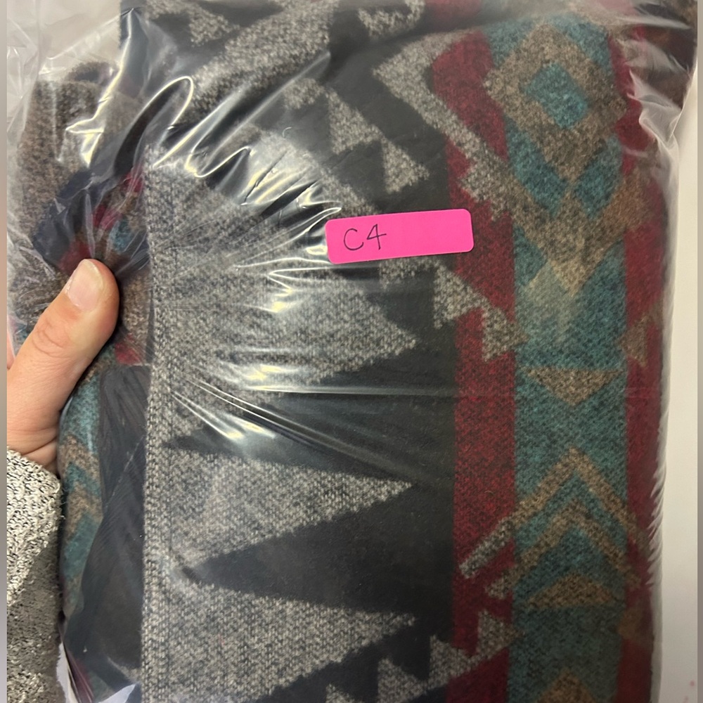 Forever 21 Womens 3X Aztec/Western Open Front Jacket. - Picture 6 of 6